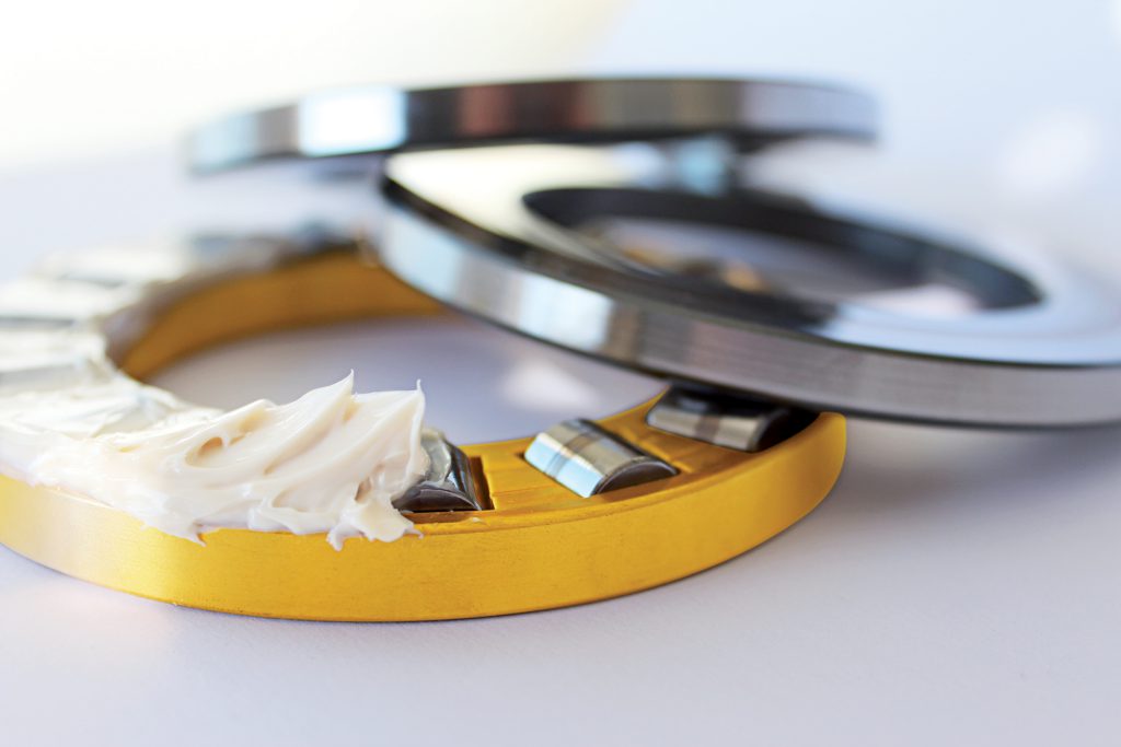 Synthetic hightemperature polyurea Grease ISLUB